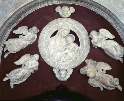 Tomb of Filippo Strozzi in the Strozzi Chapel (detail of the Virgin and Child with angels) by Benedetto da Maiano